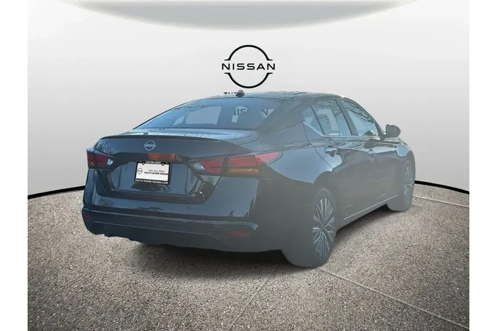 $19995 : Nissan Altima 2025 2.5 SV 4d image 5