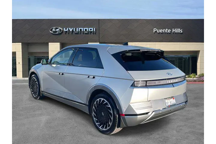 $31925 : Hyundai IONIQ 5 2023 AWD Lim image 4