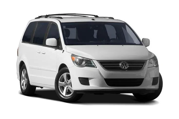 $9999 : Volkswagen Routan 2009 S 4dr image 1