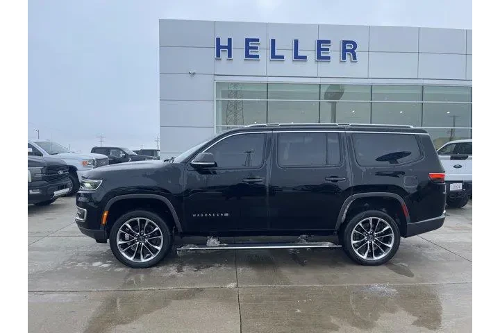 $35962 : Jeep Wagoneer 2022 4x4 Serie image 2