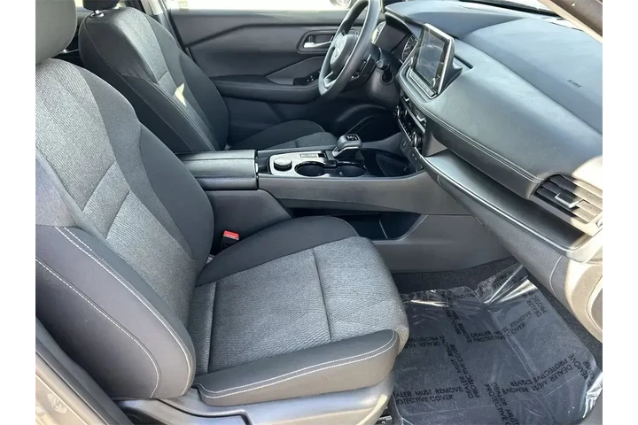 $18922 : Nissan Rogue 2024 AWD SV 4dr image 9