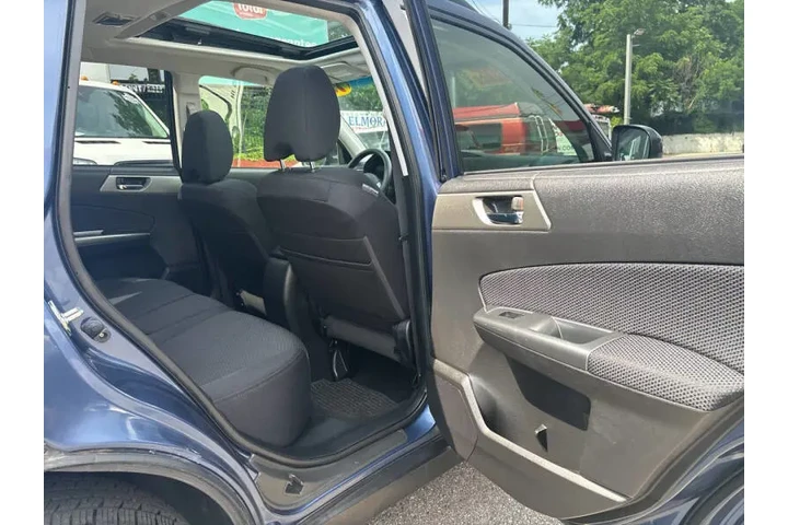 $7999 : 2012 Forester 2.5X Premium image 10