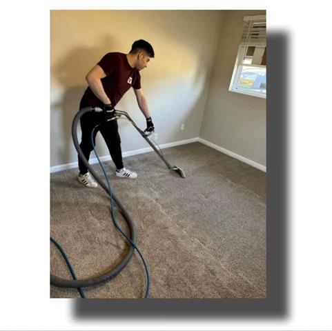 Cleaning service image 1