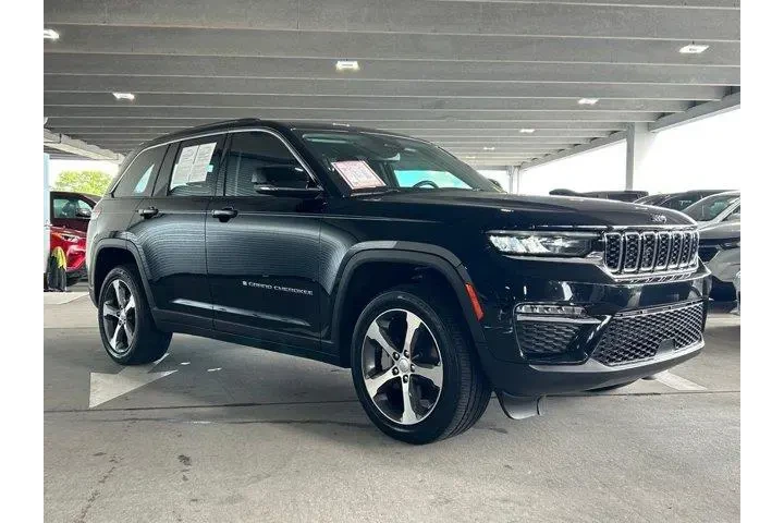 $25995 : Jeep Grand Cherokee 2023 4x2 image 3