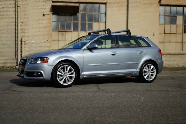 $8888 : 2011 A3 2.0T Premium PZEV image 4