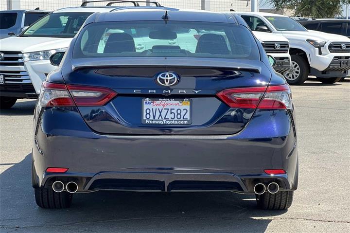 $23100 : Camry XSE image 6