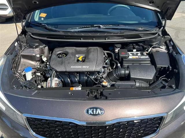 $11850 : 2018 KIA FORTE image 10