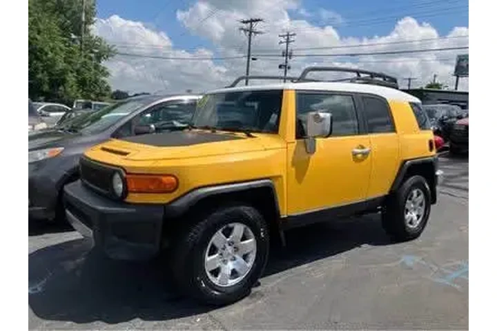 $12900 : 2007 FJ Cruiser image 1