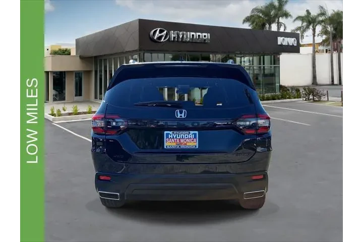$38214 : Honda Pilot 2025 AWD Sport 4 image 4