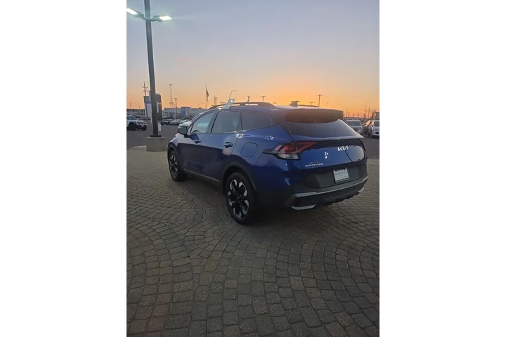 $29999 : 2023 Sportage X-Line image 7