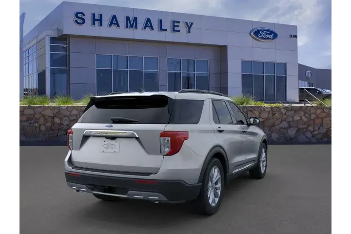 $33757 : Ford Explorer 2024 XLT 4dr S image 8