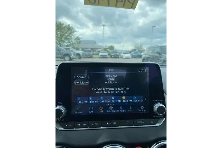 $20000 : Nissan Sentra 2024 SV 4dr Se image 6