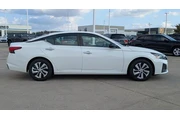 $18499 : Nissan Altima 2024 2.5 S 4dr thumbnail
