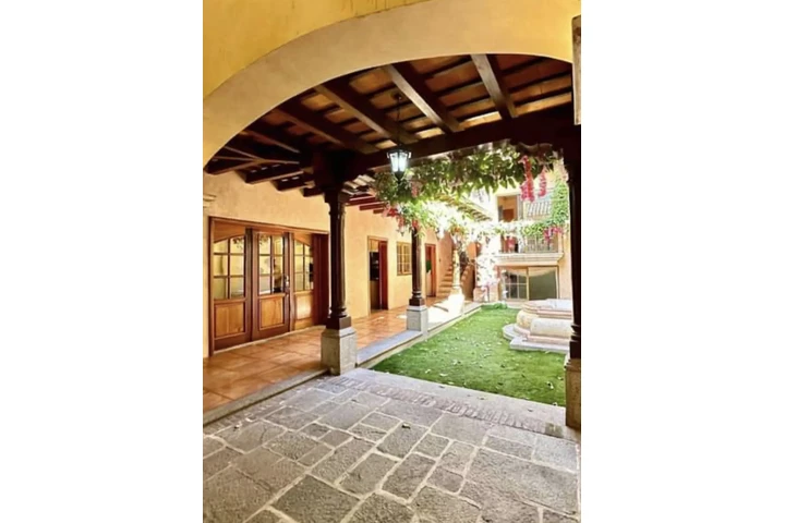 Hauses and department image 2