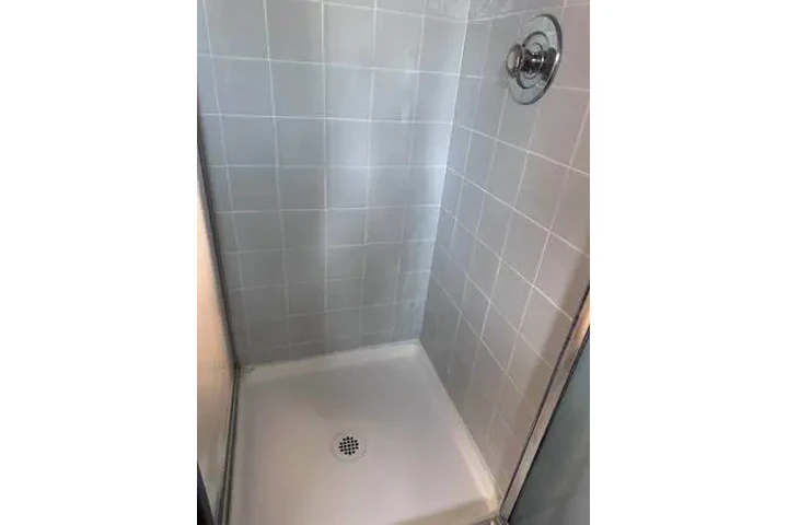 Family house cleaning services image 10