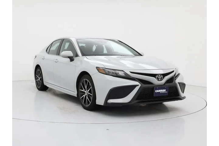 $24998 : Toyota Camry 2024 SE 4dr Sed image 1