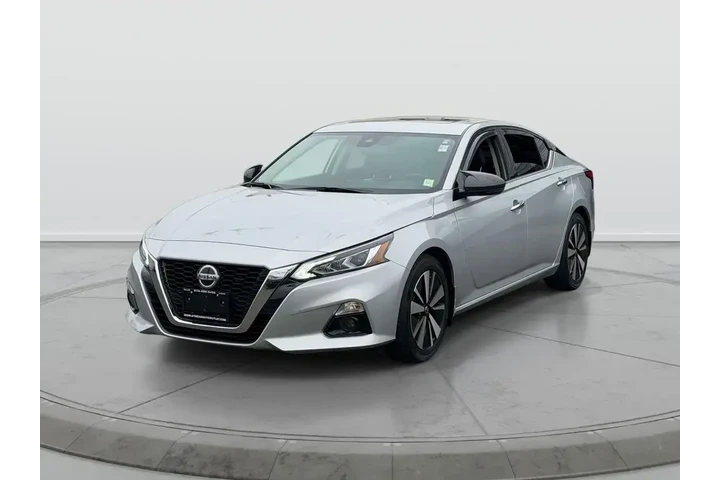 $23298 : Nissan Altima 2022 2.5 SL 4d image 3