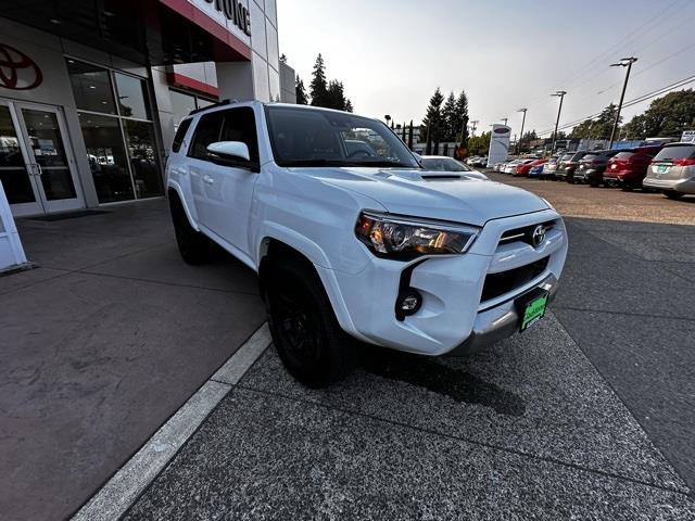 $51609 : 2024 4Runner TRD Off-Road Pre image 7