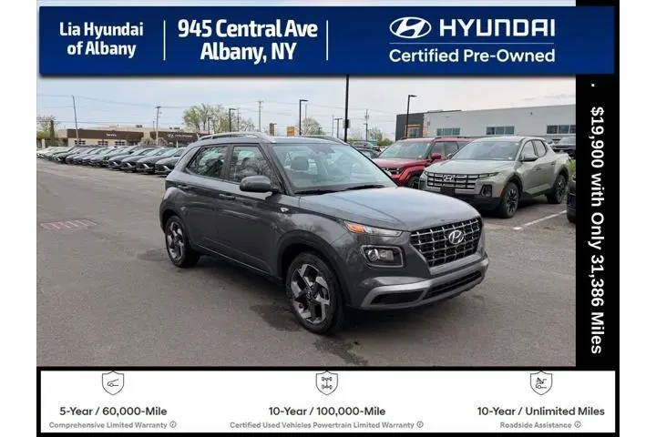 $19900 : Hyundai VENUE 2025 SEL 4dr C image 1