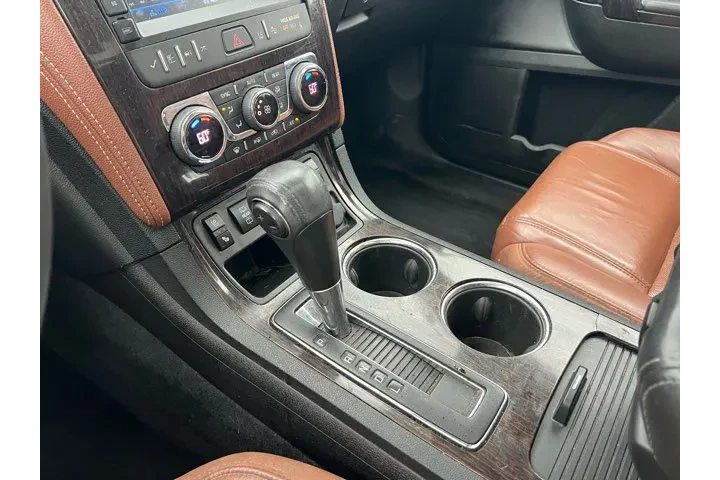 $5000 : 2015 Traverse LTZ | Dickinson image 5