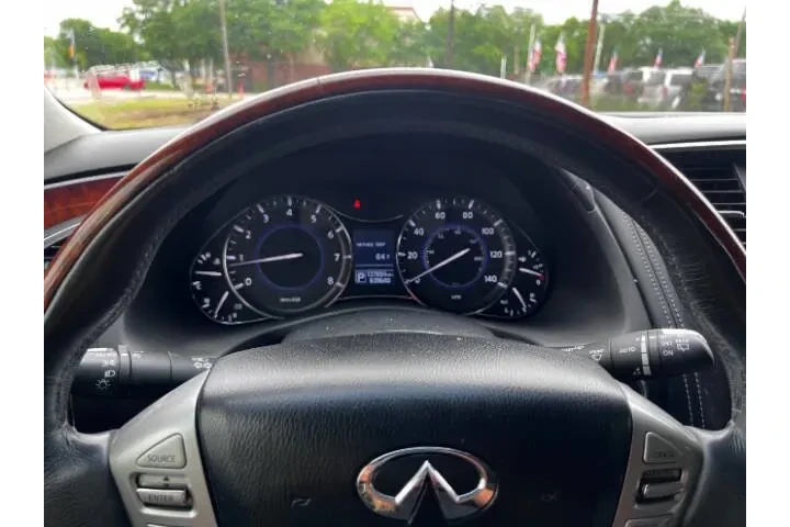 $18495 : 2016 QX80 image 4