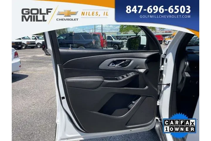 $36198 : Chevrolet Traverse 2023 4x4 image 2