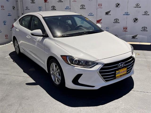 $10995 : Used 2018 Elantra SEL 2.0L Au image 1