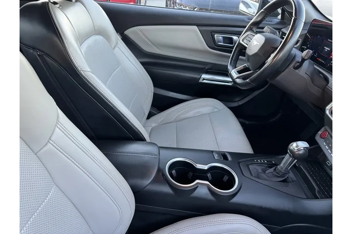 $25443 : Ford Mustang 2024 EcoBoost 2 image 6