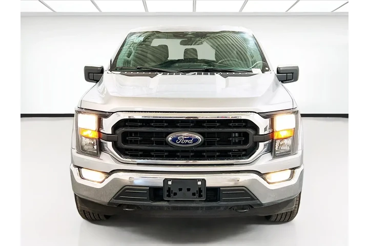 $35699 : Ford F-150 2023 4x4 XLT 4dr image 5