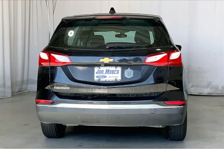 $11991 : Chevrolet Equinox 2018 LS 4d image 4