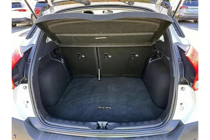 $14888 : Nissan Kicks 2020 SR 4dr Cro image 7