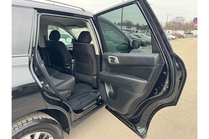 $12980 : 2019 Pathfinder S image 9