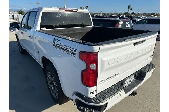 $27990 : Chevrolet Silverado 1500 202 image 2