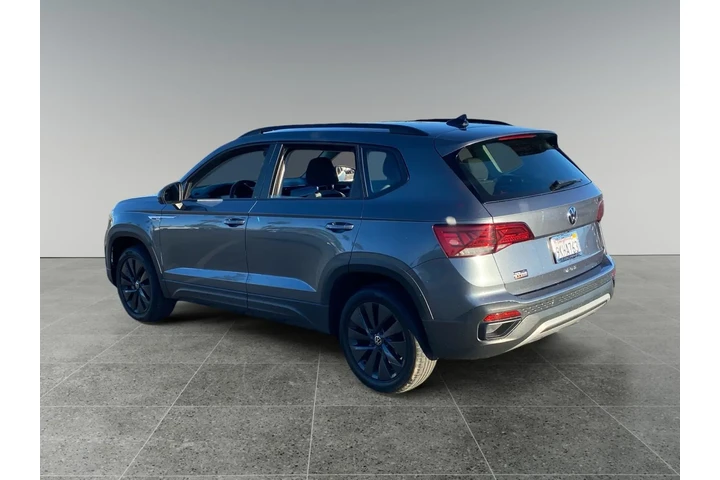 $23714 : Volkswagen Taos 2024 S 4dr S image 3