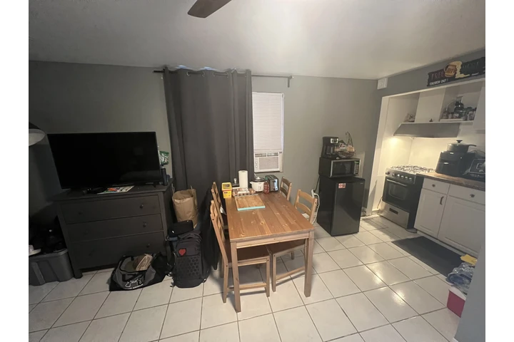 $1400 : Studio ADU privado image 1