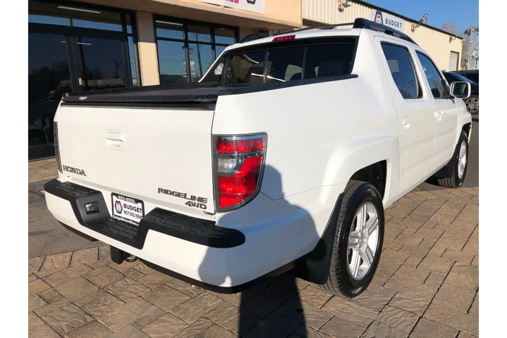 $15990 : 2013 Ridgeline RTL w/ Leather image 3