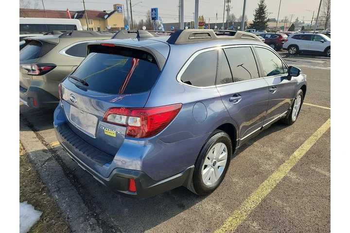 $21995 : Subaru Outback 2018 AWD 2.5i image 6