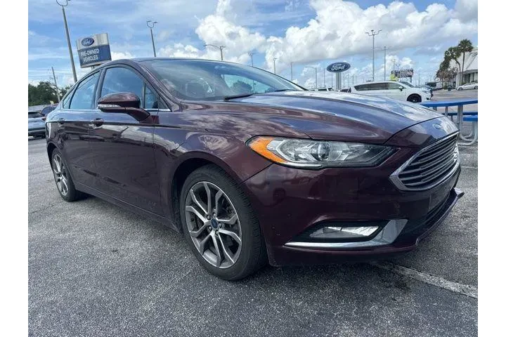 $10696 : Ford Fusion 2017 AWD SE 4dr image 4