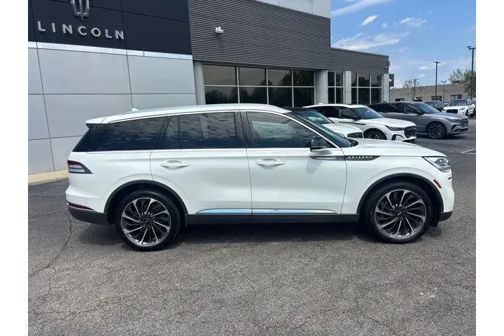 $32985 : Lincoln Aviator 2020 AWD Res image 8