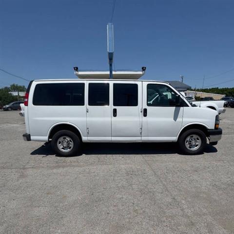 2019 Express LT 2500 image 6