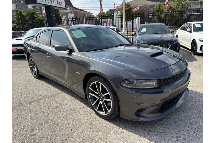 2020 Charger R/T RWD image 3
