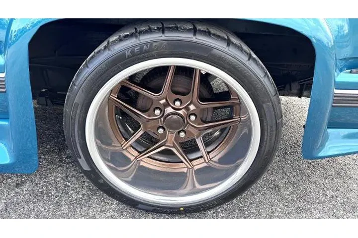 $29479 : Chevrolet C/K 1500 Series 19 image 9