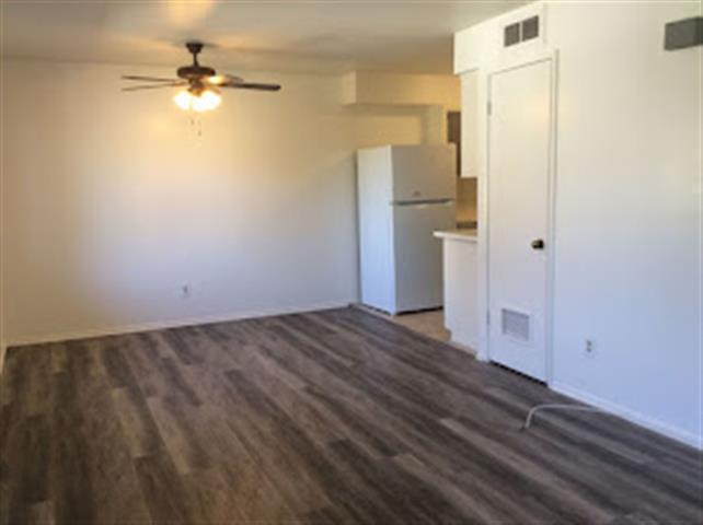 $2300 : SPACIOUS 2-BEDROOM/ 2-BATH. image 2