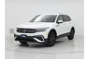 $21998 : Volkswagen Tiguan 2024 SE 4d thumbnail