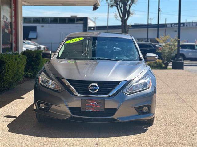 $14900 : 2016 Altima 2.5 image 5