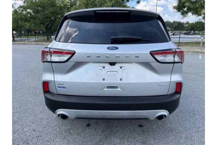 $11500 : 2020 Escape SE image 8