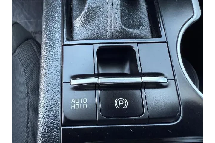 $19999 : Kia K5 2022 LXS 4dr Sedan image 9