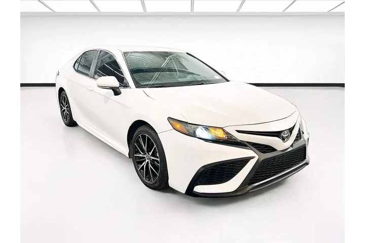 $23995 : Toyota Camry 2024 SE 4dr Sed image 3