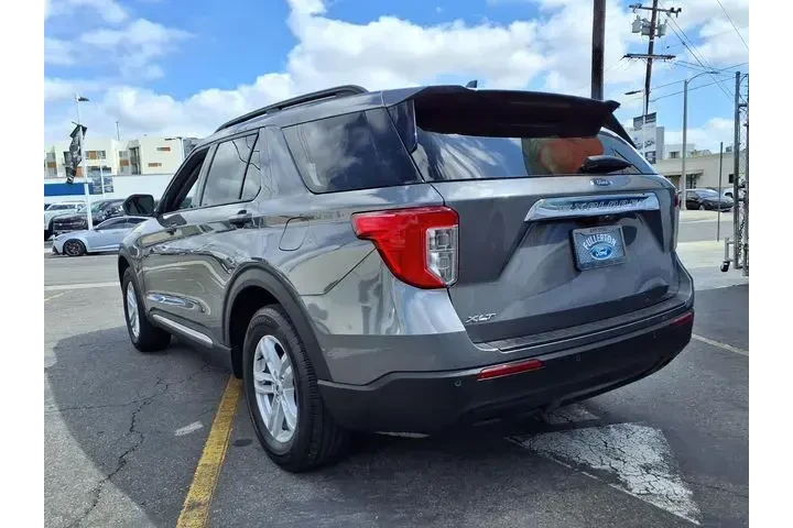 $29999 : Ford Explorer 2023 XLT 4dr S image 3