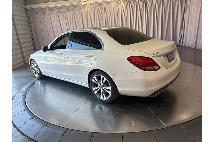 $12899 : Mercedes-Benz C-Class 2017 C image 7